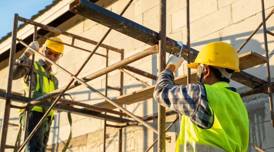 Professional gutter cleaning in Holly Grove, AR